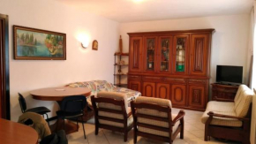 2 bedrooms appartement with enclosed garden and wifi at Scano Al Brembo